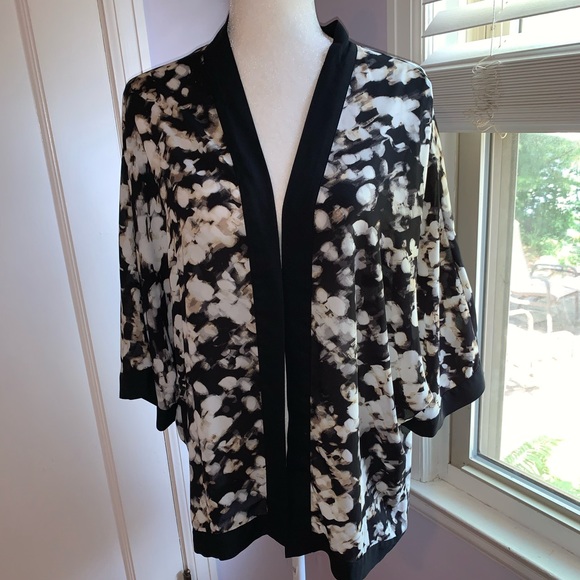 Apt. 9 Tops - 3/$20 Apt 9 Kimono